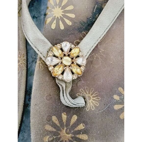 Vionic Size 7 Orthaheel Sandals Bejeweled Thong Arch‎ Support - Picture 4 of 6